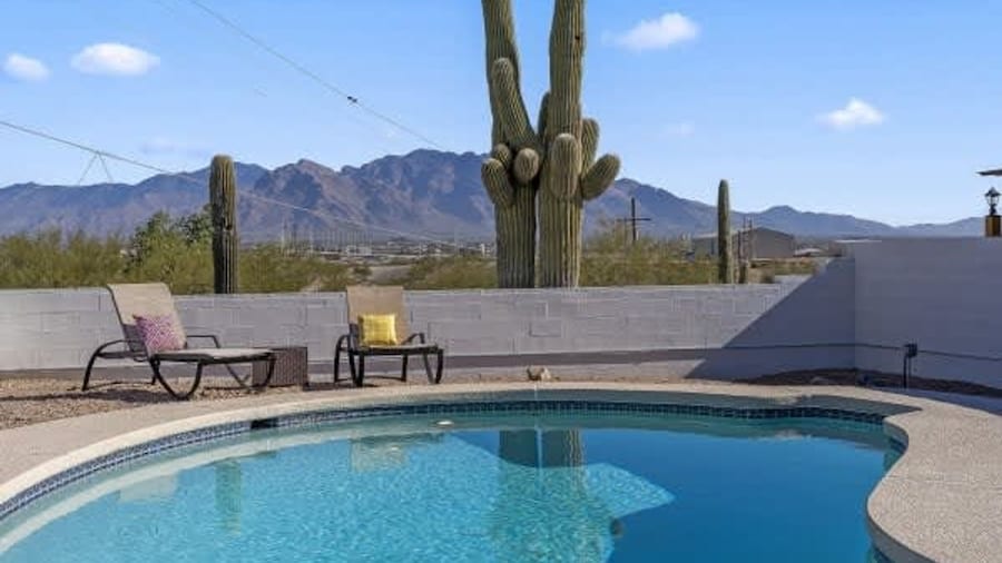 Panoramic Mountain Views Heated Pool 2 Kitchens