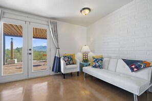 ハウス | 5 室のベッドルーム、デスク、インターネットアクセス