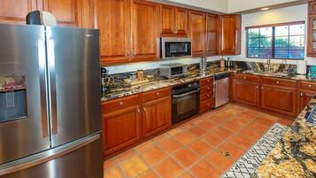 Rumah | 5 kamar tidur