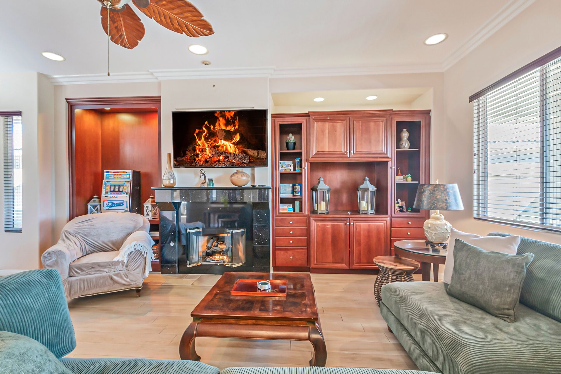 Chimenea, futbolito y tenis de mesa 