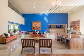 Lobby - Golden Sands Oasis at Cancun (Cancún)