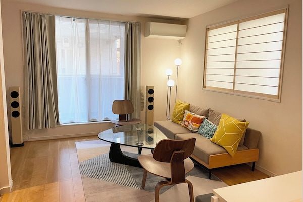 Modern Japanese style Living Room