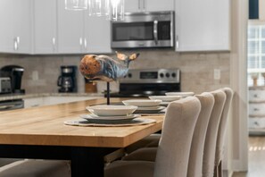 Fridge, microwave, oven, stovetop - 4-bedroom townhome in marvelous Miramar Beach with AC, WiFi. Enjoy (Miramar Beach)