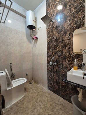 Superior Room, Balcony, City View | Bathroom | Soap, shampoo, toilet paper - Hotel Devi Residency  (Vrindavan)