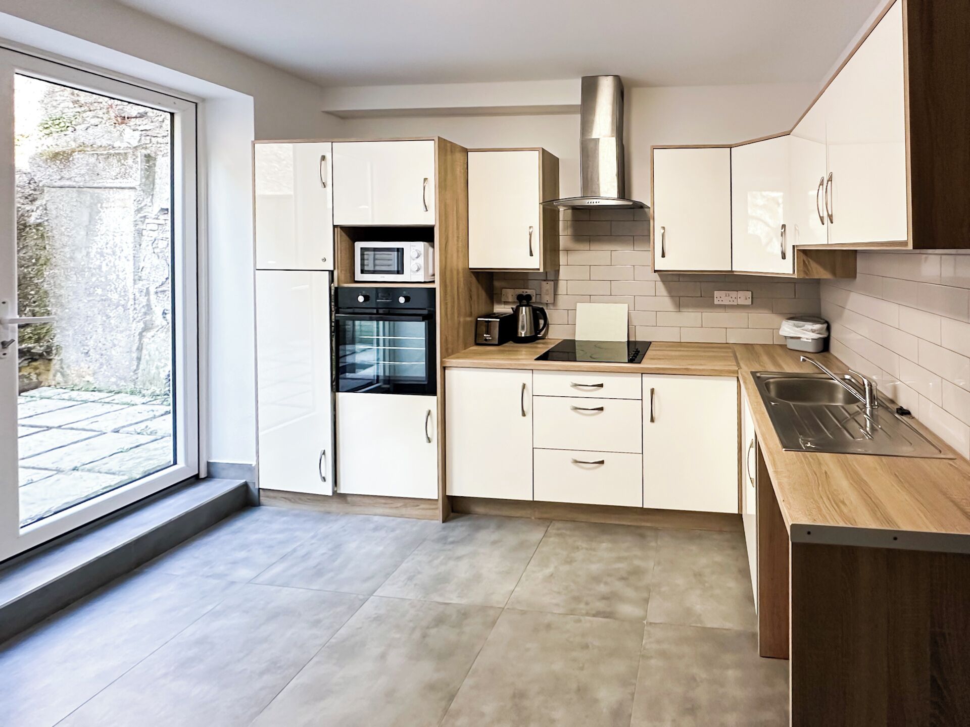 Casa adosada de diseño | Cocina privada