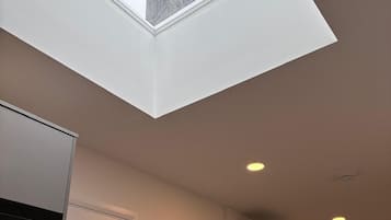 41 MDL ST APT 2 | Living area