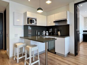 Apartment (502) | Private kitchen