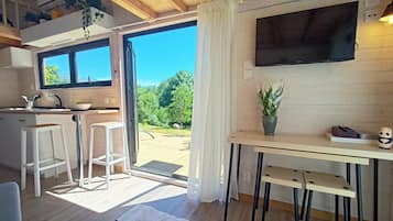 Cabin | Living area