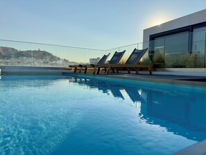 Pool - Luxurious Athens Retreat | Shared Pool & Gym by TT Luxury Homes (Athina)