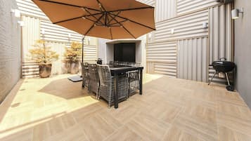 Suite with Terrace | In-room safe, desk, laptop workspace, blackout drapes