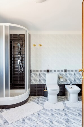 Rom – comfort | Bad