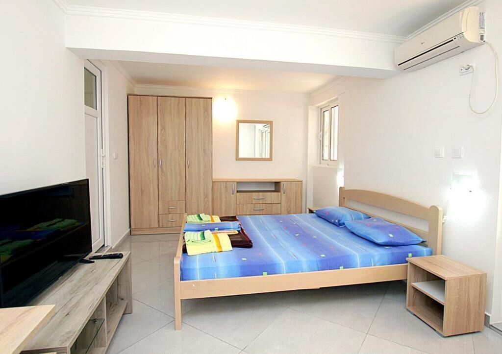 คอมฟอร์ทวิลล่า, วิวสวน | 4 ห้องนอน, ห้องเก็บเสียง, Wi-Fi ฟรี, ผ้าปูที่นอน