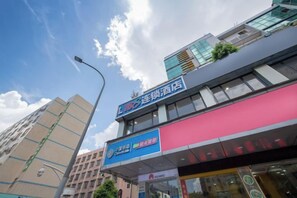 Unclassified image, 4 of 29, button - 168 Chain Hotel (Shenzhen Liantang Metro Station) (Shenzhen)
