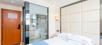 168 Chain Hotel (Shenzhen Liantang Metro Station)