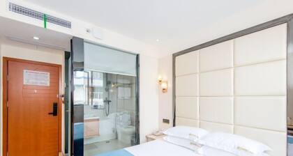 168 Chain Hotel (Shenzhen Liantang Metro Station)