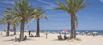 284525 Villa Juan Miguel