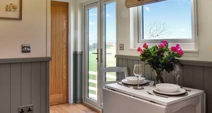 Meadows View Shepherd's Hut