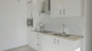 Superior Apartment, Mobility Accessible, Garden View | Desk, laptop workspace, soundproofing, iron/ironing board