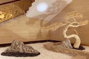Unclassified image, 3 of 19, button - Royal Regent Hotel (Yuhuan)