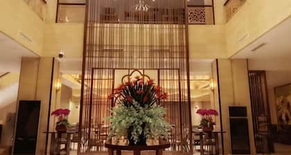 Royal Regent Hotel