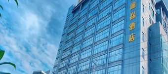 Royal Regent Hotel