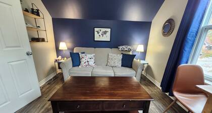 Cozy home near downtown, beaches, parks, Lake Huron and the St. Clair River