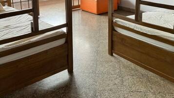 Shared Dormitory, Mixed Dorm, Private Bathroom | Free WiFi