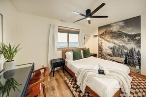 3 bedrooms, desk, iron/ironing board, travel crib - Gorgeous Remodeled 3-Bedroom home in charming downtown Frisco with Private Sauna (Frisco)