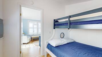 2 habitaciones, acceso a internet y ropa de cama