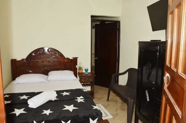 2 soverom, strykejern/-brett, wi-fi og sengetøy