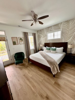 3 bedrooms, desk, iron/ironing board, travel cot - Dreamland in the Brooklyn Arts District (Wilmington)