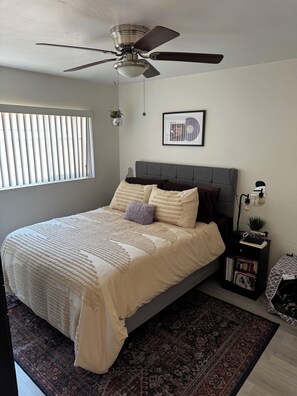 1 soverom, wi-fi (inkludert) og sengetøy