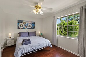3 bedrooms, free WiFi, bed sheets