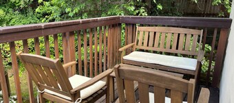 Spacious 6-bedroom house with AC, fitness room in gated delightful Happy Valley