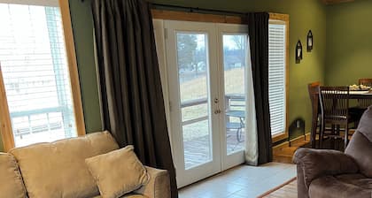 Charming 1-bedroom house in Paris, TN.