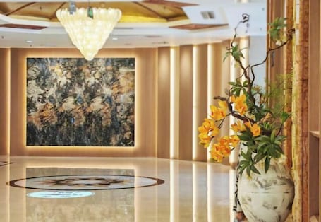 Jardín. Chengdu Eight Treasures Hotel(Kuanzhai Alley Luomashi Subway Station)