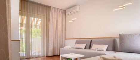 1 habitación, tabla de planchar con plancha y acceso a internet