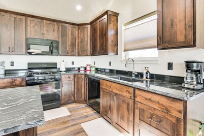 2 Mi to Beaverhead River: Family-Friendly Home!