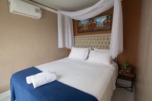 Twin Room, 1 King Bed | Free WiFi - Happiness House Hospedagem (Cuiaba)