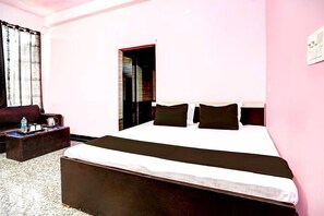Soundproofing, free WiFi - Hotel Radhey inn (Kanpur)