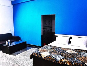 Habitación individual Deluxe | Sistema de insonorización y wifi gratis