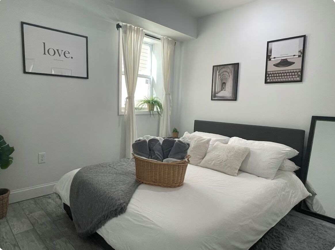 1 chambre, bureau, fer et planche à repasser, Wi-Fi