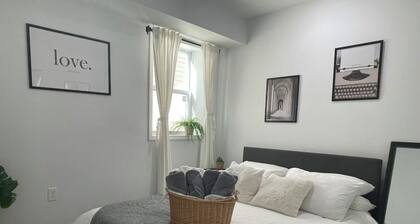 Cozy Backyard Oasis near EWR/NYC/American Dream Mall