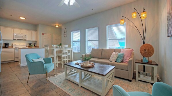 Front of property - 9 Costa Bahia Condos Sleeps 50 + Pool Minutes to the Beach (Port Aransas)