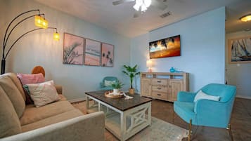 House (1 Bedroom) | Interior