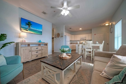 9 Costa Bahia Condos Sleeps 48 + Pool Minutes to the Beach
