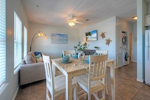 Interior - 9 Costa Bahia Condos Sleeps 50 + Pool Minutes to the Beach (Port Aransas)