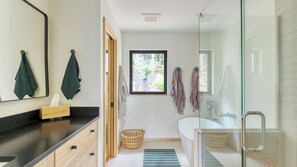 Interior - Rustic Arch Cape Getaway w/ Vibrant Interior Walk to the Beach Cape Wonder (Arch Cape)