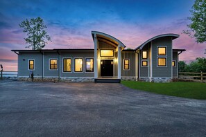 Maison (5 Bedrooms) | Intérieur