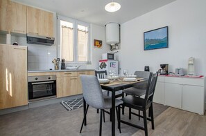 Microwave, oven, toaster, highchair